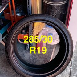 1 Used Tire Continental Contisport Contact 5P SSR 285/30R19. About 66%Tread. 