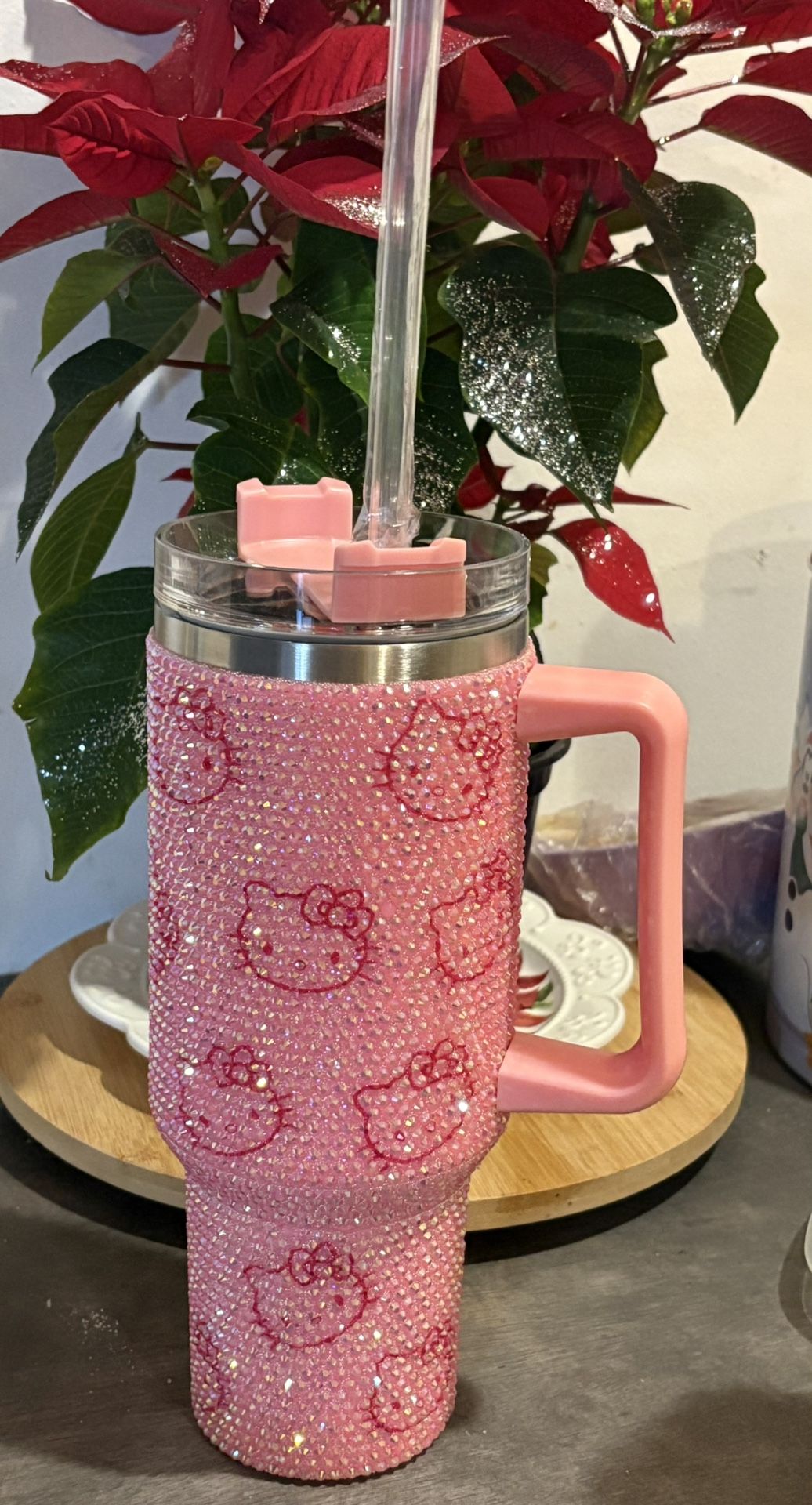 Hello Kitty Hand Made 40 Oz Cup