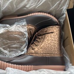 Rain Boots  Size 8