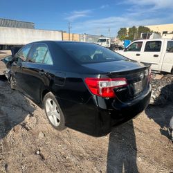 2014 toyota camry parts engine transmission doors radio cluster axel suspension rims fenders tail