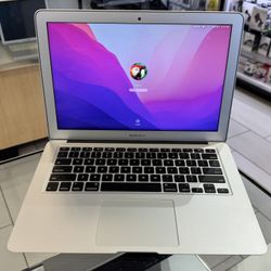 MacBook Air 13”  2017 8GB 128gb 