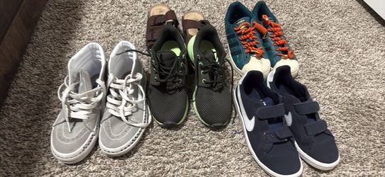 GRADE SCHOOL SHOES