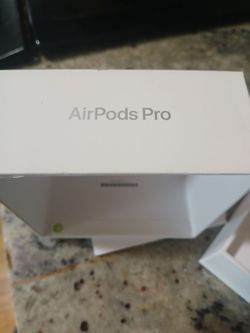 Apple air pods pro with hearing  aid