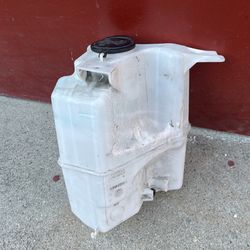 2016 2023 Toyota Tacoma Windshield Washer Reservoir 