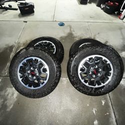TRD Tacoma Brand New Wheels Set