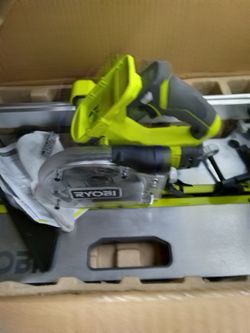 ONE+ 18V 5.5in. Cordless Flooring Saw with Blade (Tool Only