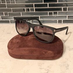 TOM FORD TF236 02D Olivier 58mm Matte Black Polarized Sunglasses 