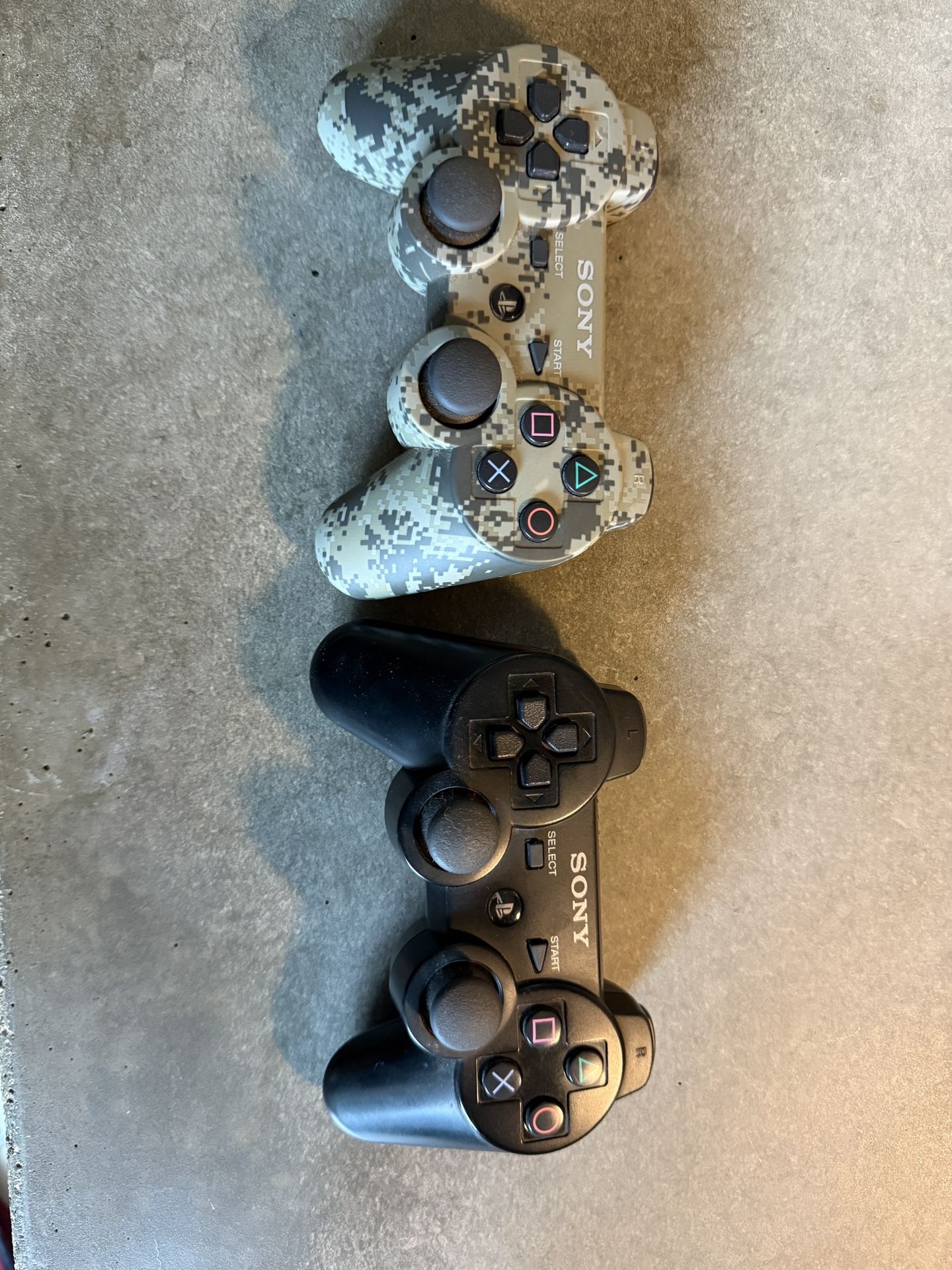 2 - PS3 Controllers 