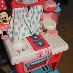 MINNIE MOUSE OVEN 