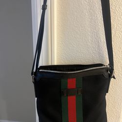 Gucci Messenger Bag (unisex)