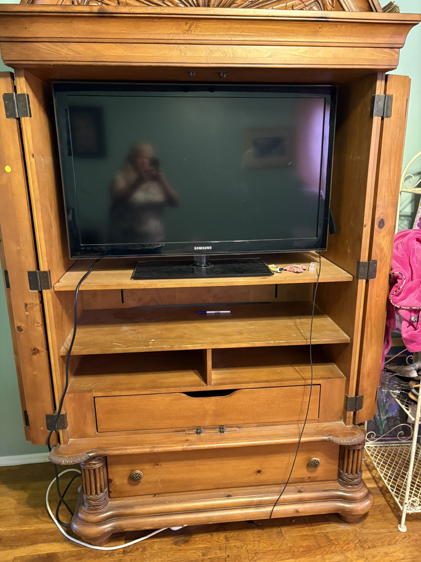 Armoire