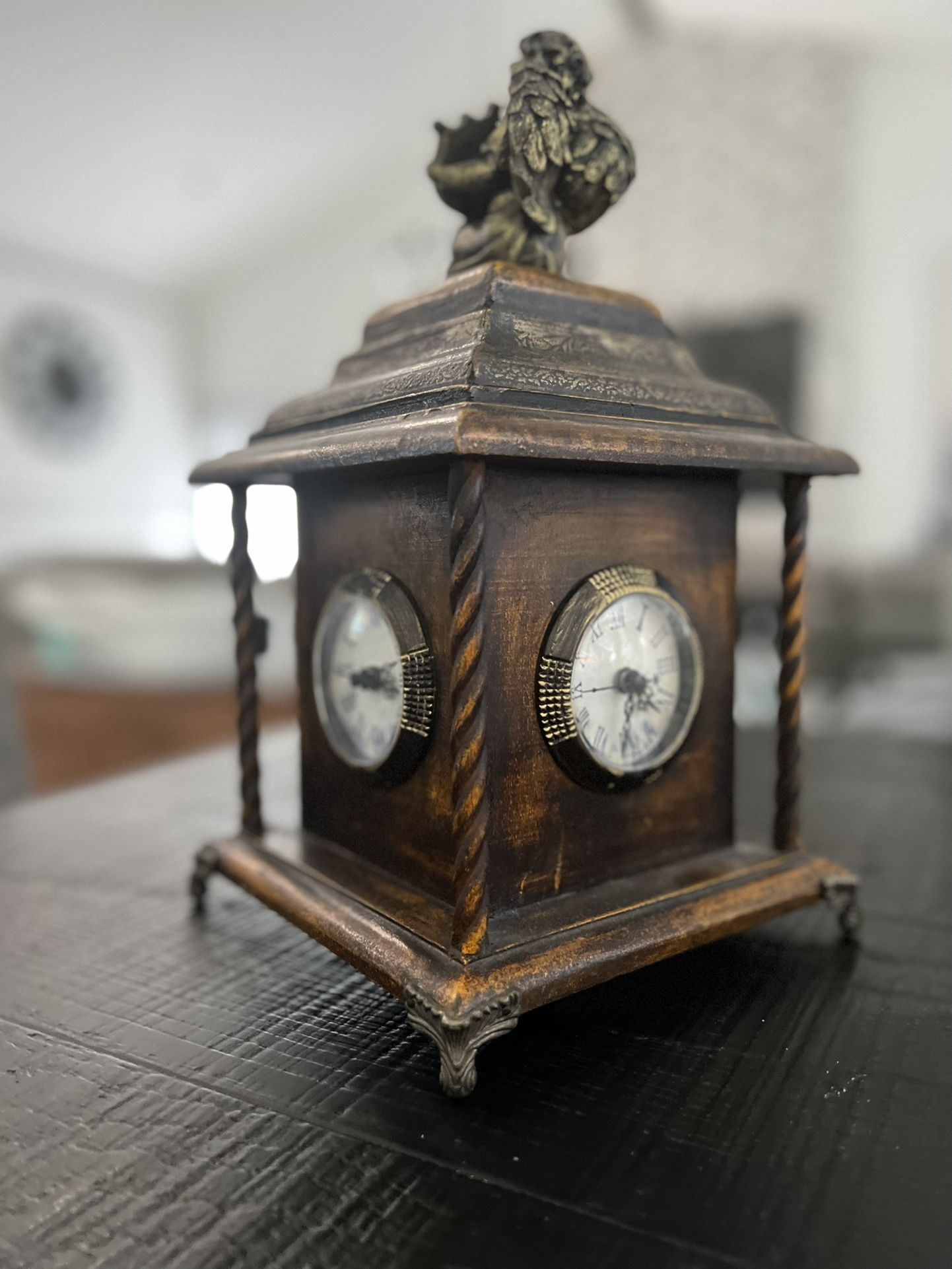 Antique Clock 4 Sides