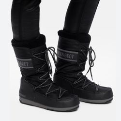 MOON BOOTS Monaco Waterproof boots NWOT