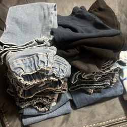 17 Pants/Joggers 