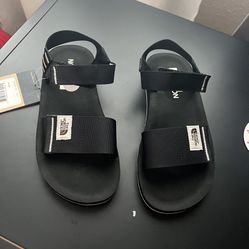 Women Size 8 Pick Up In Perris 