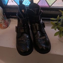 Girls Black Sparkle Boots