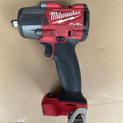 Milwaukee M18 Mid Torque Impact Wrench