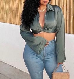 Satin blouse with collar