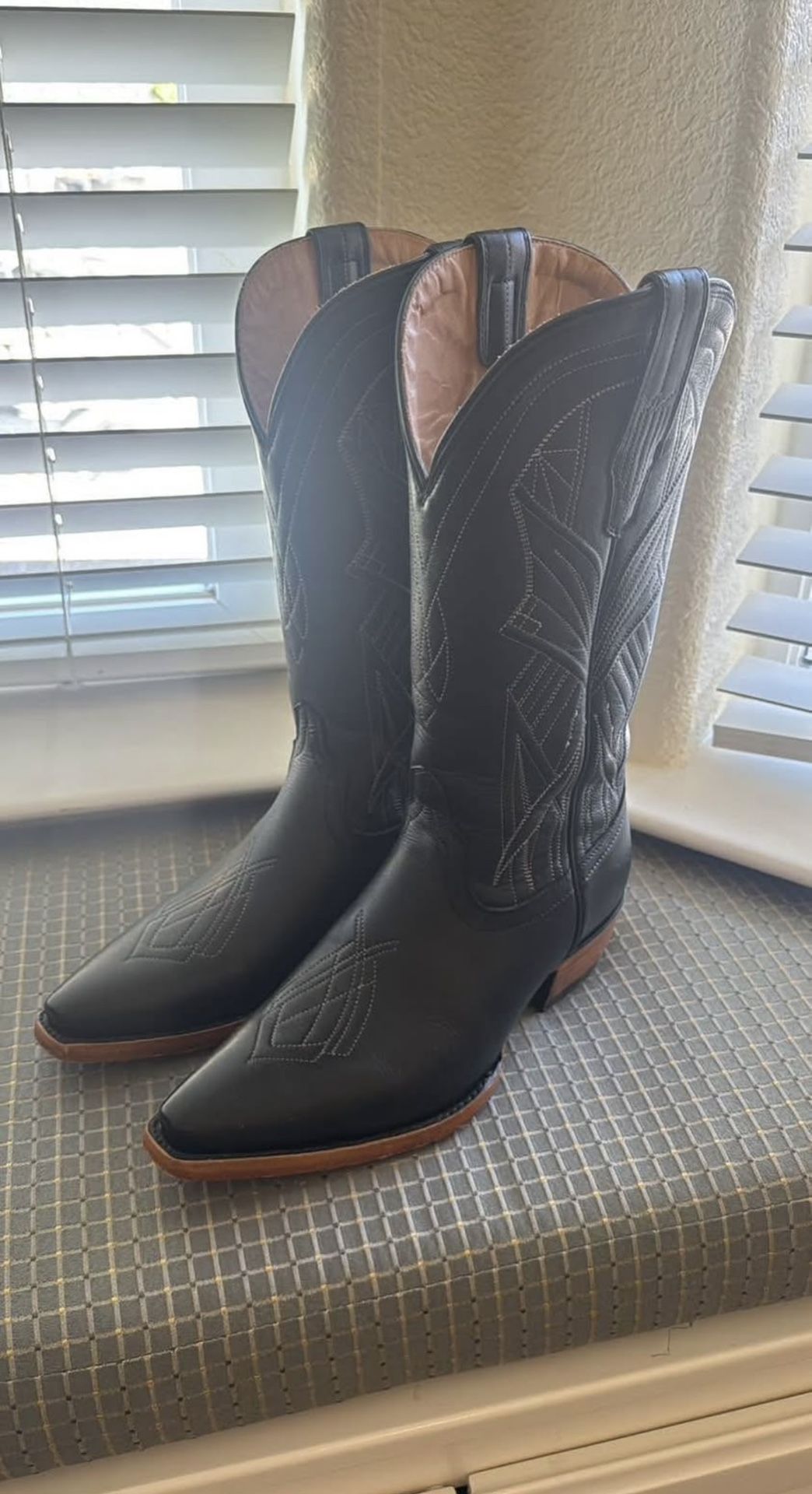 Women’s Cowboy Boots 