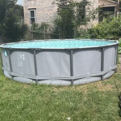 Swimming Pool /grill