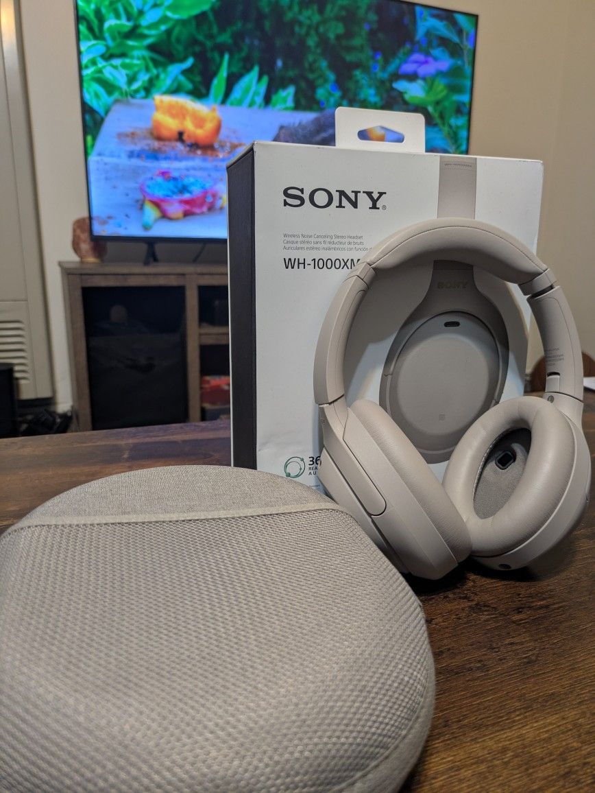 Sony WH-1000XM4 Wireless Premium Noise Canceling Overhead Headphone