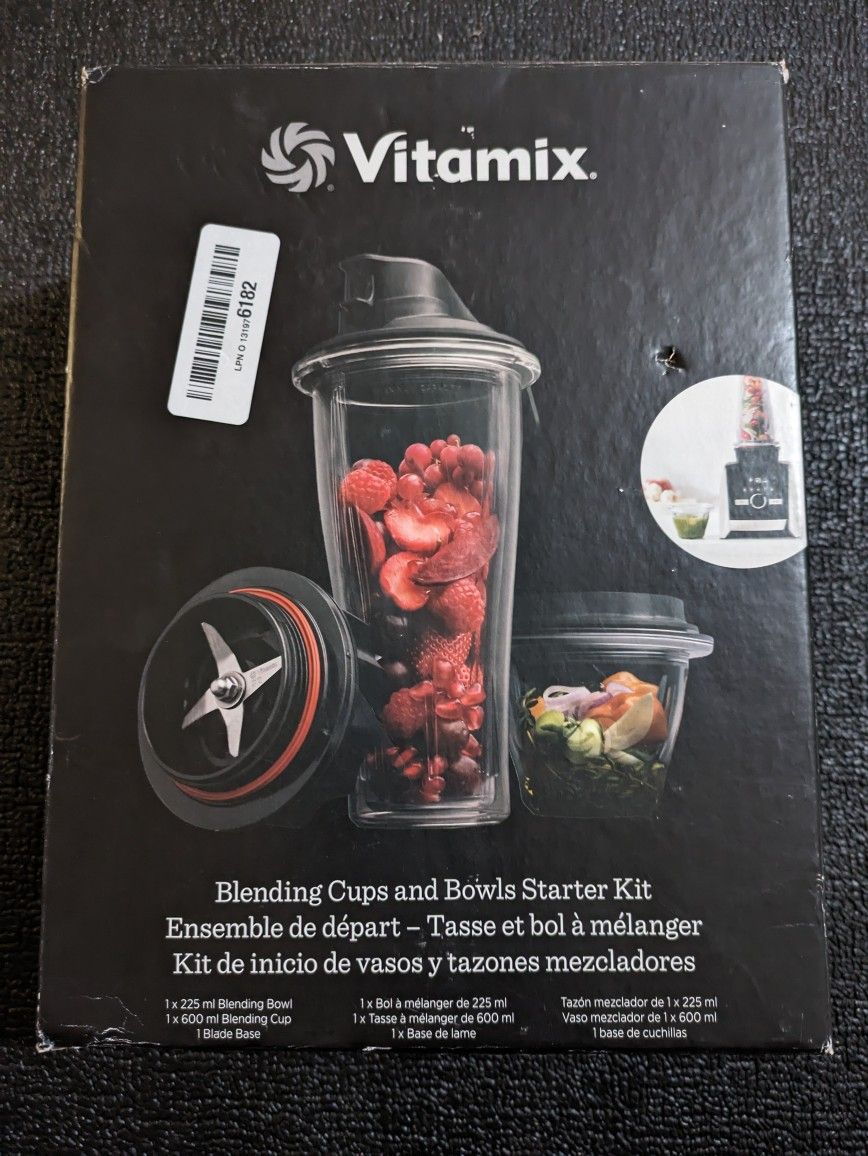 Vitamix Blending Cup and Bowl Starter Kit for Vitamix Ascent and Venturist machines, Clear, 20 oz. cup and 8 oz. bowl