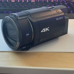 Sony 4K Handycam AX53