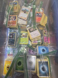 Large Lot of Pokémon Trading Cards