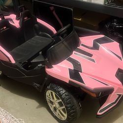 Polaris Slingshot Ride On Toy Car