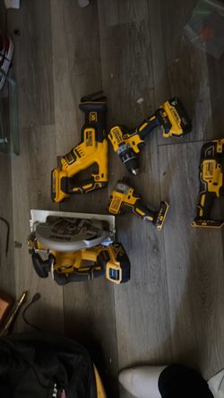 Dewalt set brand new