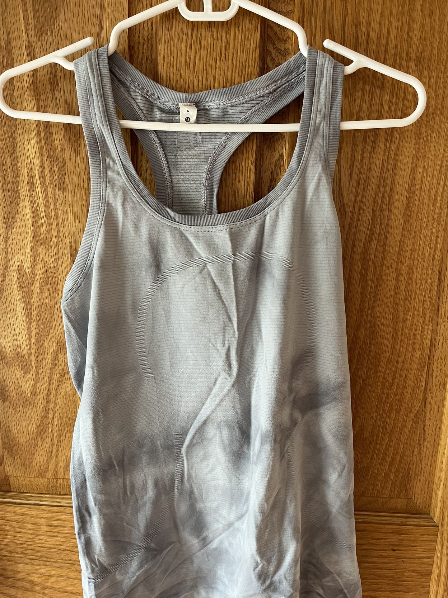Lululemon Tank Top - Size 6