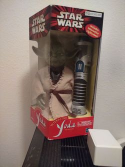 Vintage 2000 Star Wars Interactive Yoda with Lightsaber - Tiger Electronics / Hasbro - New In Box (NIB)