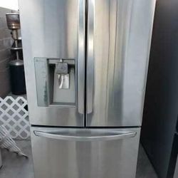 refrigerator LG frenchs doors stainless steel counter depht 