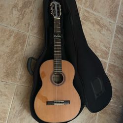 Cordoba C7  $300