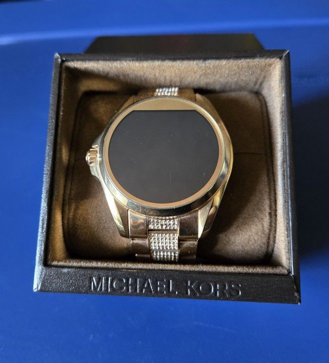 (Mint Conditions) Michael Kors Bradshaw Smartwatch Rose Gold