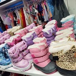 New Girls Snow Boots Size 5,6,7 8,9,10,11,12,13, 1,3, 4, & 5