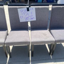 (4) dining chairs