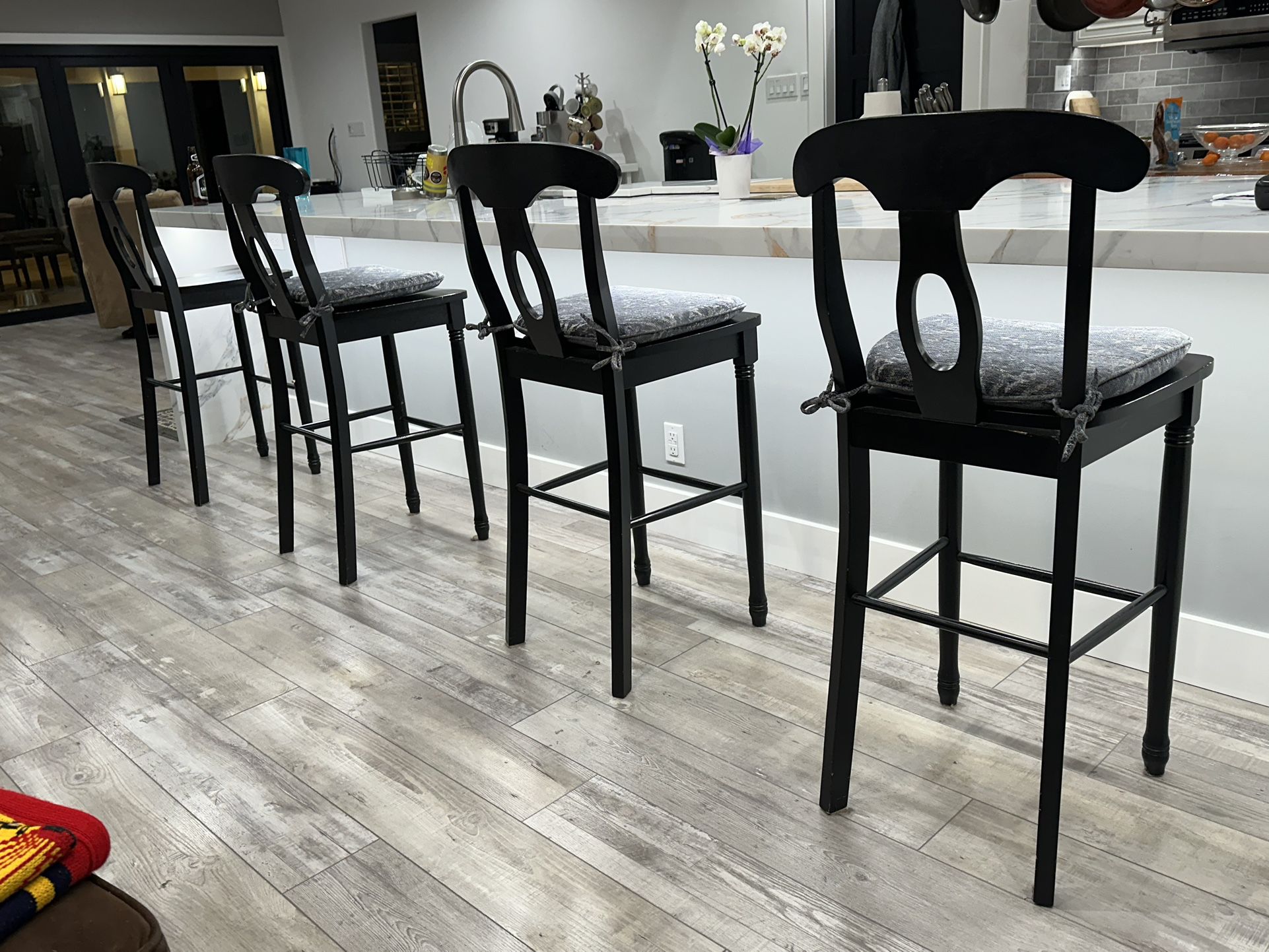 Bar Stool Chairs With Seat Cushions 