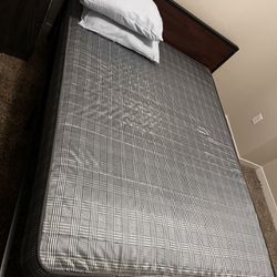 Queen Size Bed (Mattress, Box spring & Bed Frame)