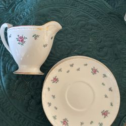 Georgia Homer Laughlin- Creamer And Plates 