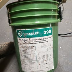 Greenlee 390 Fishing Vacumn