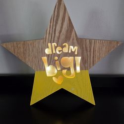 Light-up Wooden Star - Dream Big Decor