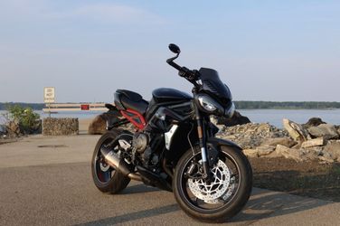 2022 Triumph Street Triple 765