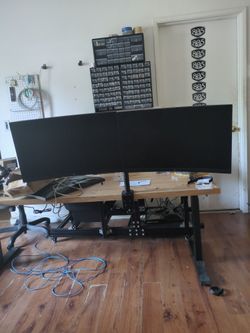 Dual 27 Inch Curved Monitors w/ Stand