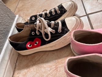 Size 9 Comme des Garçons PLAY x Converse Low-Top Sneakers