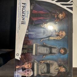 Frozen Forest Expedition Set