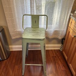 4 Bar Stools (30in)