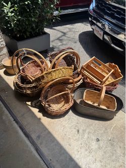 Wood baskets