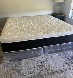 New King Mattress with box spring