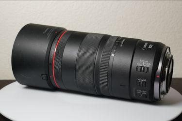 Canon RF 100mm f2.8 L macro lens